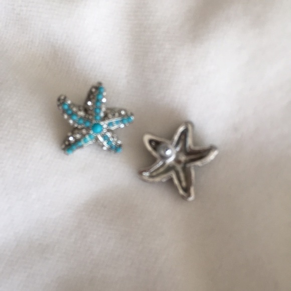 Stella and Dot Starfish pierced earrings - Picture 2 of 5